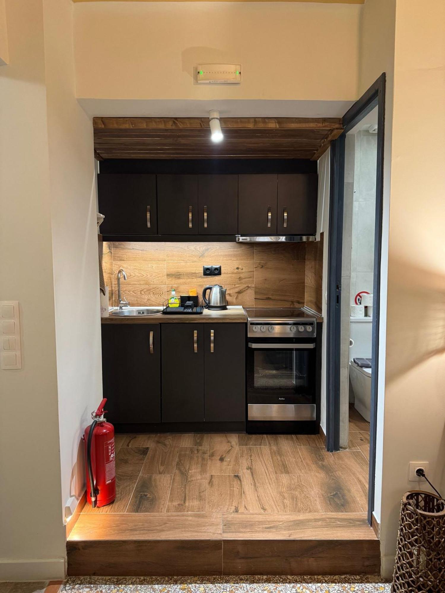 Haris 302 Apartment By Vpn Accomodation Ateny Zewnętrze zdjęcie